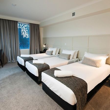 Woodroffe Hotel Gold Coast Buitenkant foto