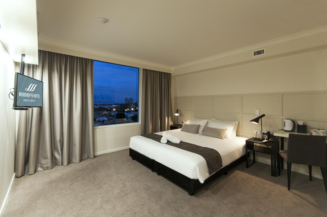Woodroffe Hotel Gold Coast Buitenkant foto